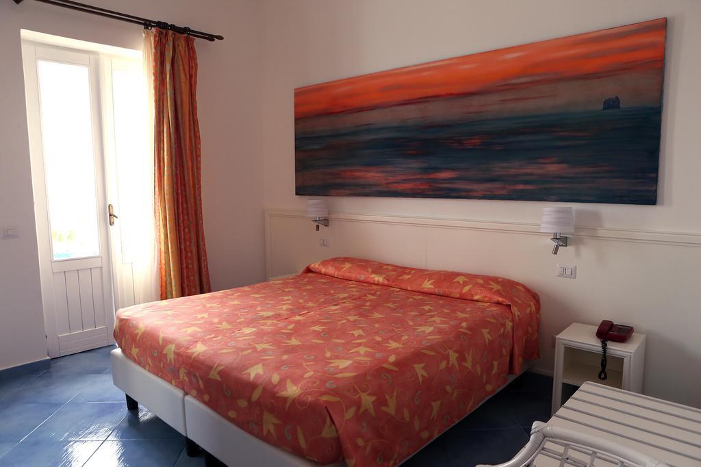 La Sirenetta Park Hotel Stromboli Exterior foto