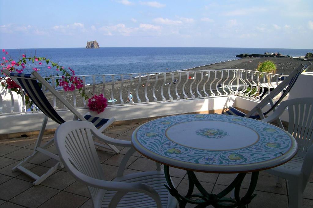 La Sirenetta Park Hotel Stromboli Exterior foto